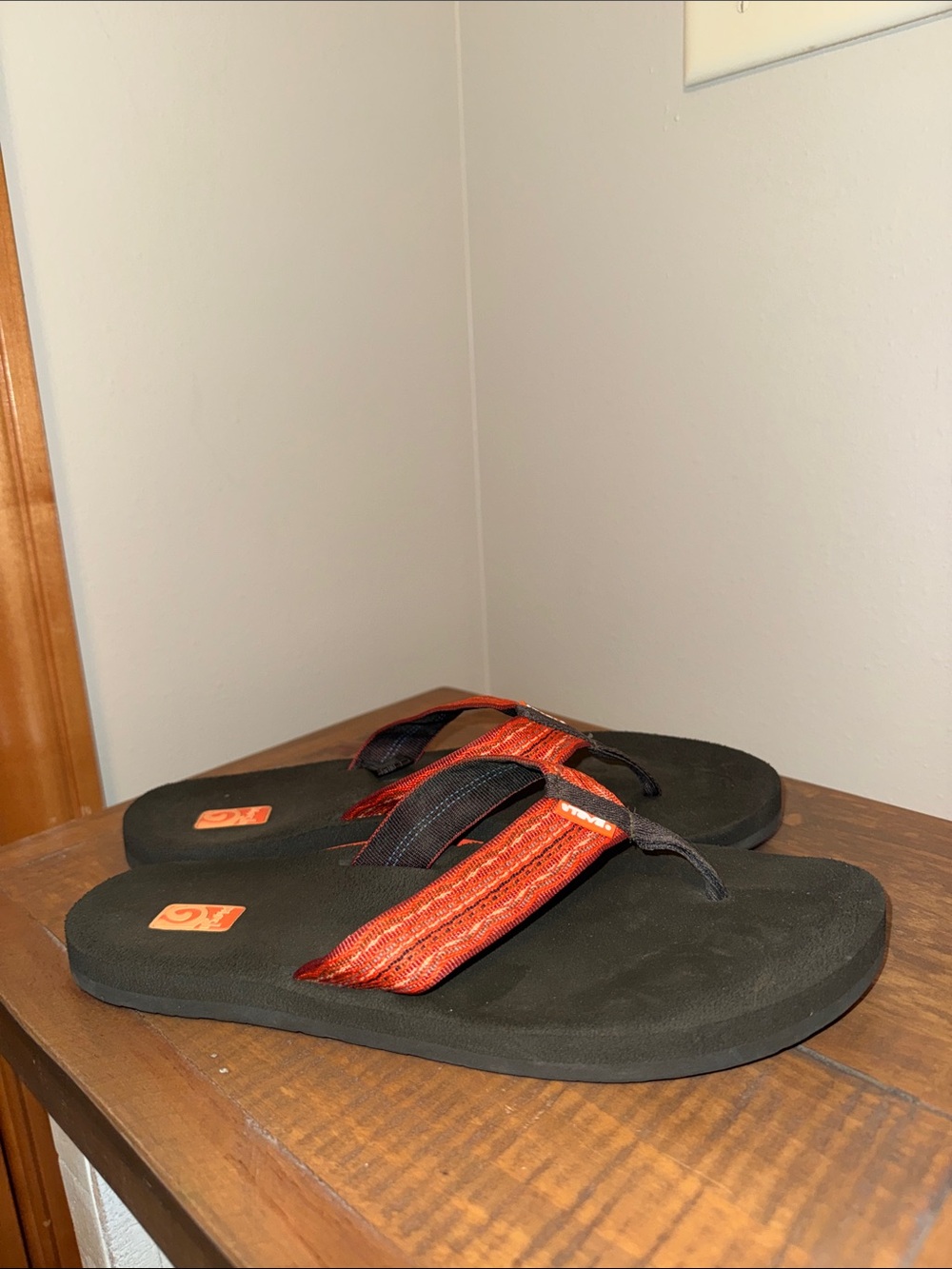Women’s Teva Mush Brown Sandals with Orange Straps - Sz 10
